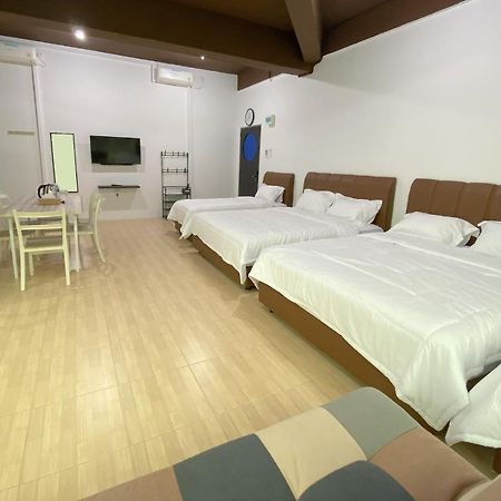 Cn Homestay C2 Floor 3 At Nagoya Hill Mall Extérieur photo