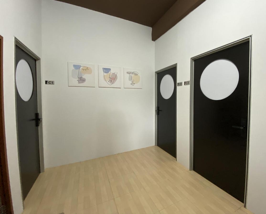 Cn Homestay C2 Floor 3 At Nagoya Hill Mall Extérieur photo